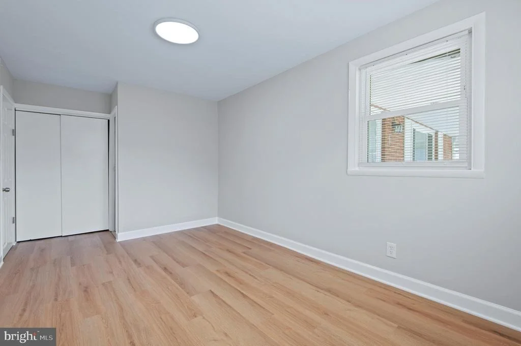 Photo of 1404 SPRING AVENUE