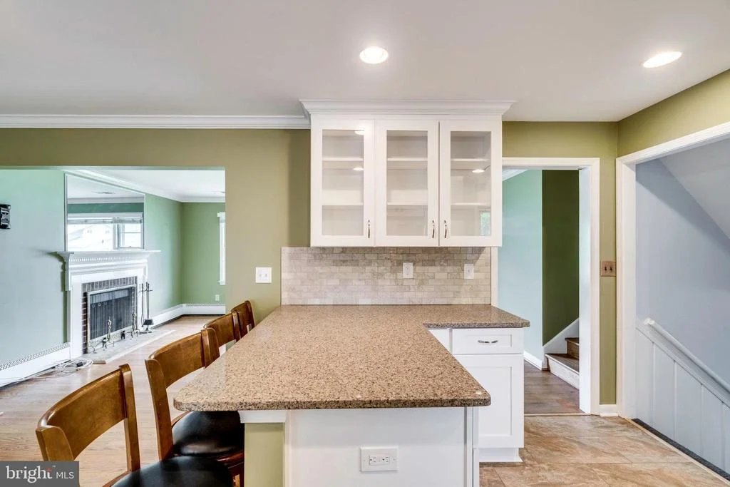 Photo of 4235 SIDEBURN ROAD