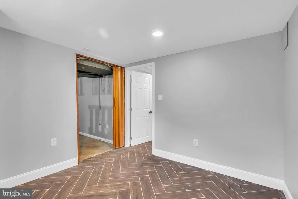 Photo of 6809 BRADDOCK ROAD