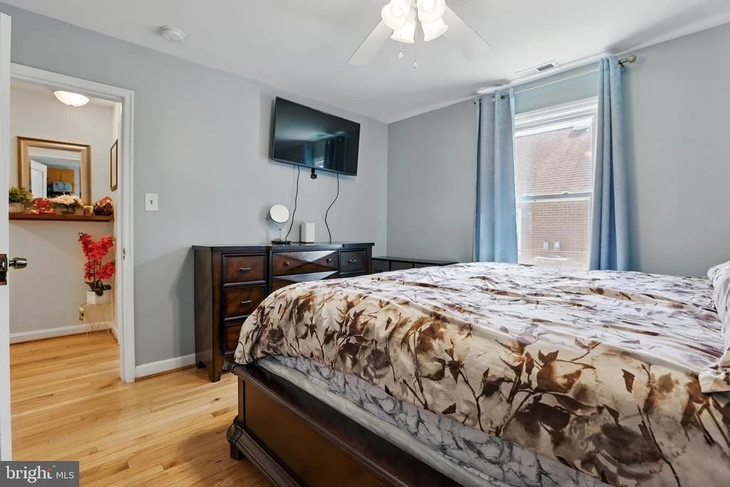 Photo of 6836 STANDISH DRIVE