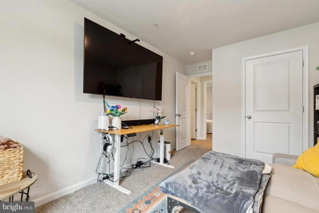 Photo of 298 FOREST EDGE AVENUE