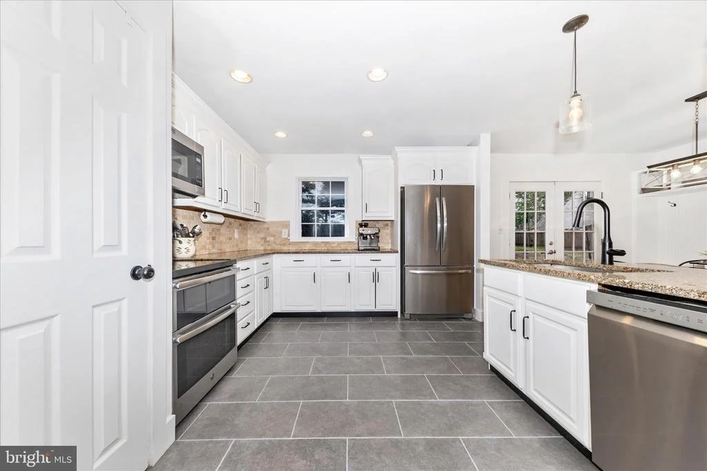 Photo of 28513 WOODVIEW DRIVE