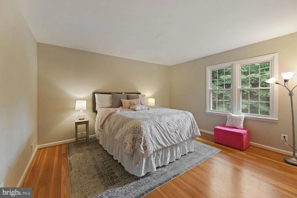 Photo of 7700 FALSTAFF ROAD