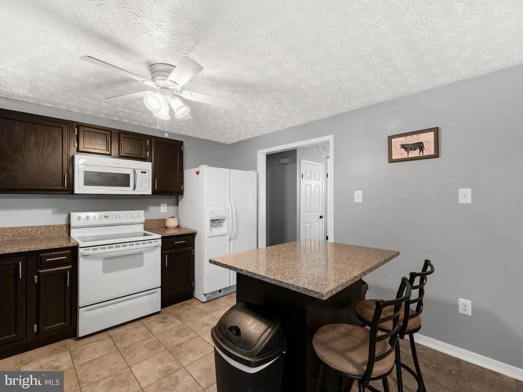 Photo of 8726 FAIRHAVEN PLACE