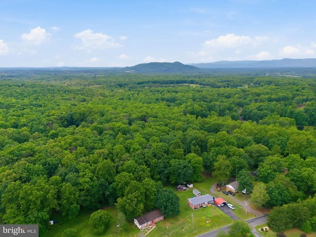 Photo of 8398 KIRTLEY TRAIL