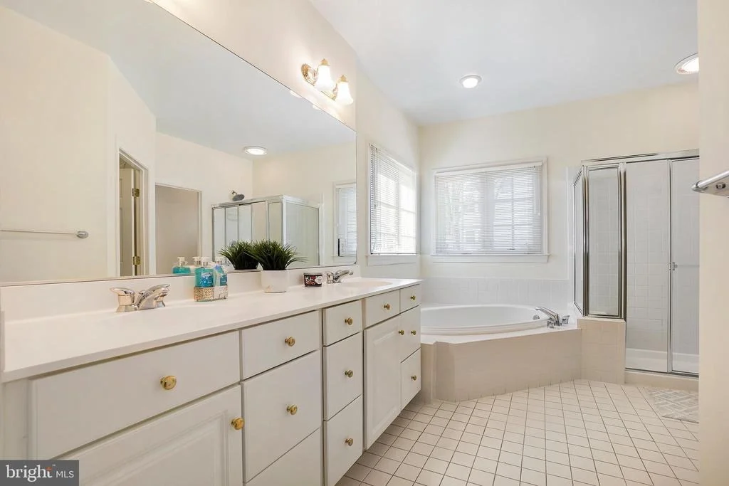 Photo of 3838 GLEN EAGLES DRIVE