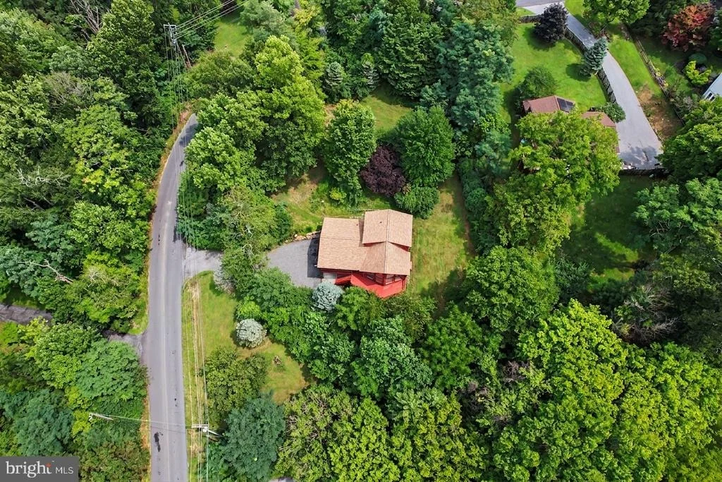 Photo of 186 HIGH KNOB ROAD