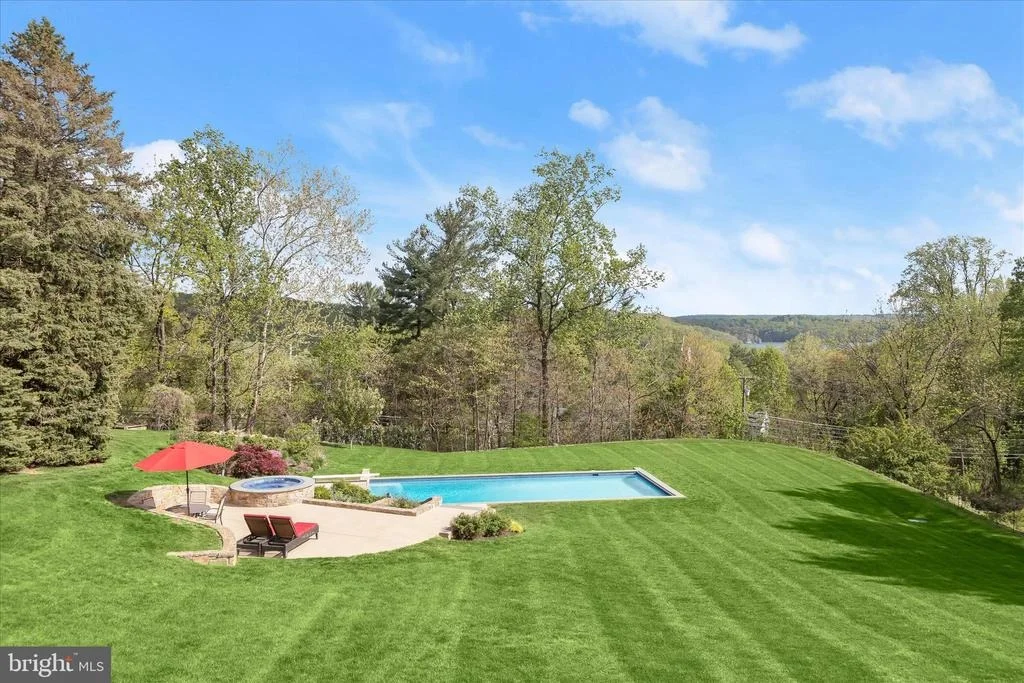Photo of 2606 BRIGADOON ROAD