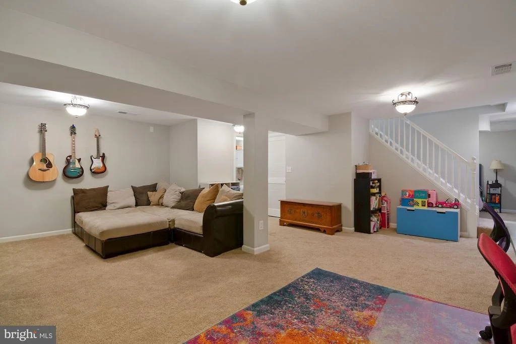 Photo of 9514 WALLINGFORD DRIVE