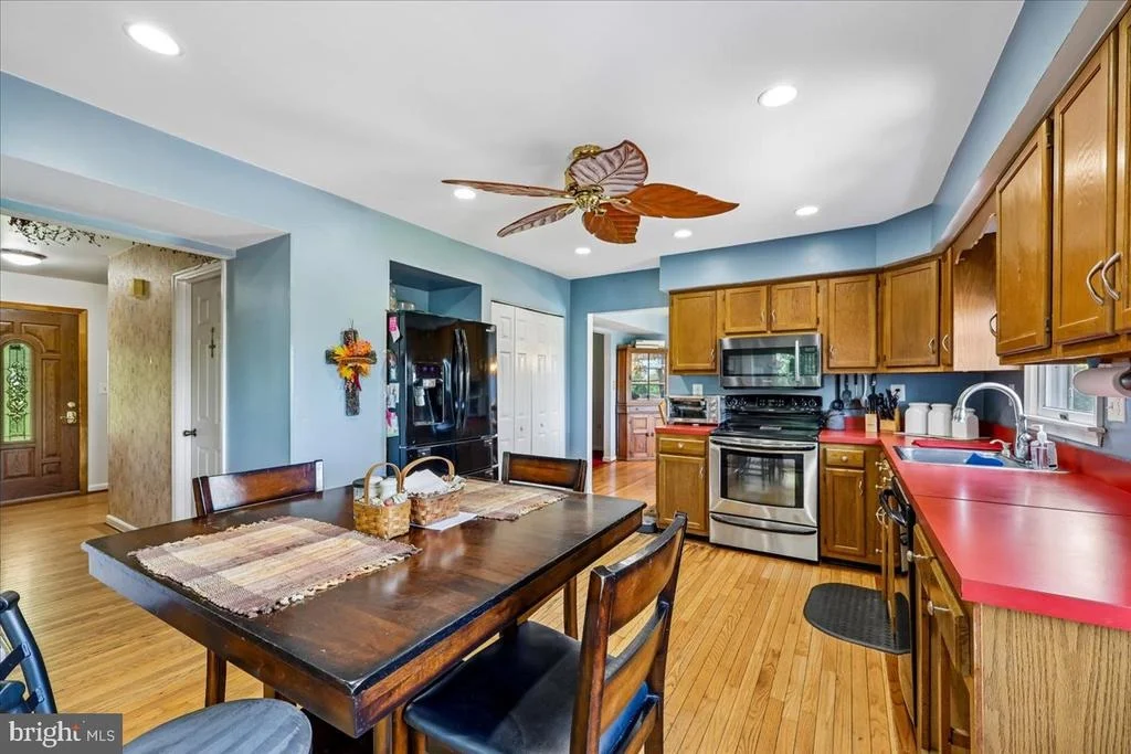 Photo of 6648 WIND RIDGE ROAD