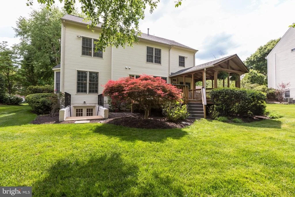 Photo of 1833 FOXSTONE DRIVE