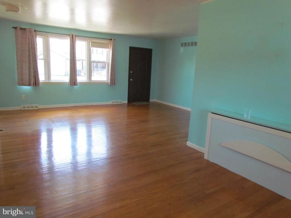 Photo of 1325 GARFIELD DRIVE