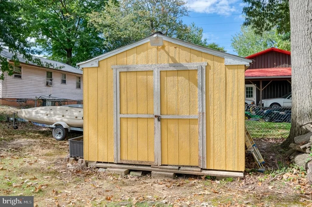Photo of 403 WEBB LANE