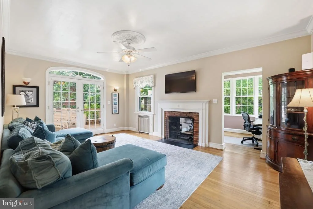 Photo of 6010 34TH PLACE NW