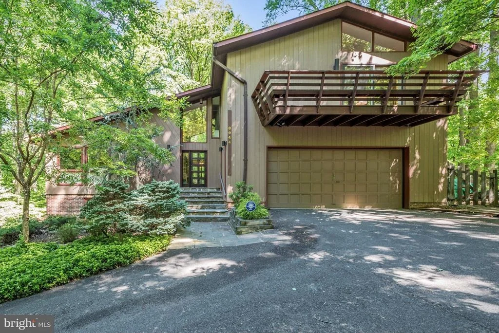 Photo of 8944 JEFFERY ROAD