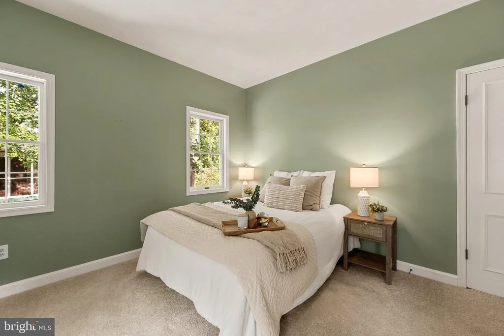 Photo of 1750 OVERLOOK DRIVE