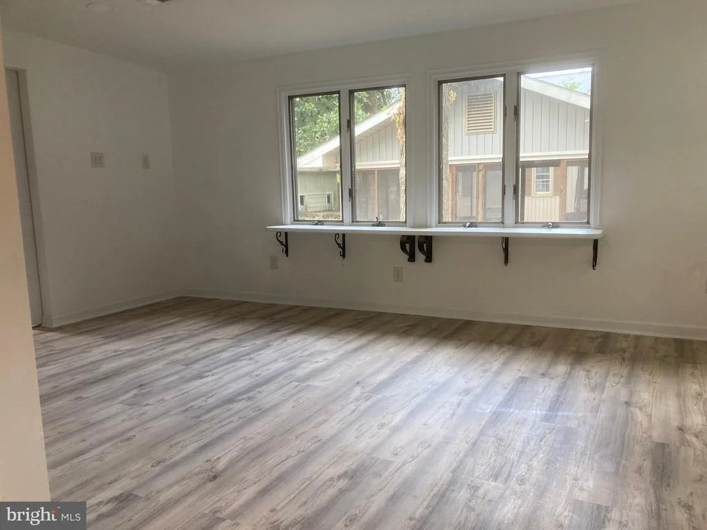 Photo of 389 STEVENSON DRIVE