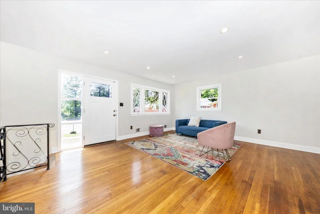 Photo of 5806 CHERYL LANE