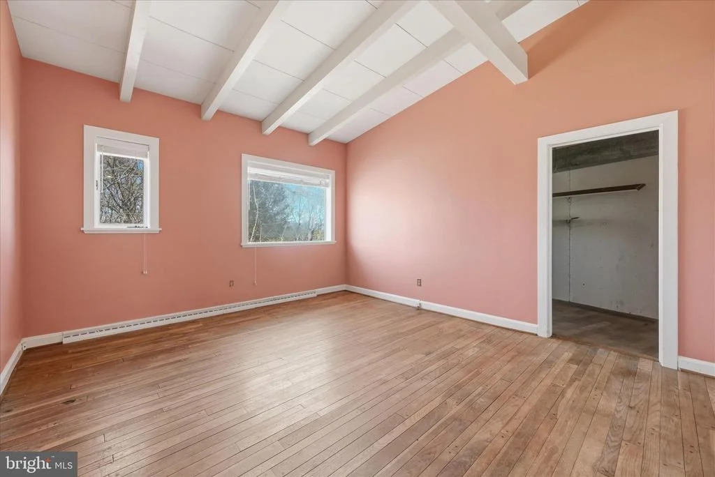 Photo of 2517 FIVE POINTS ROAD