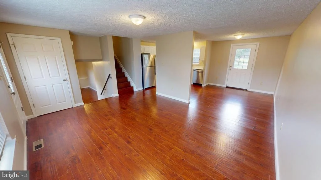 Photo of 1180 BANNISTER CIRCLE