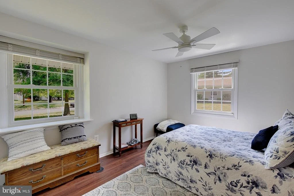 Photo of 5304 DORIS DRIVE