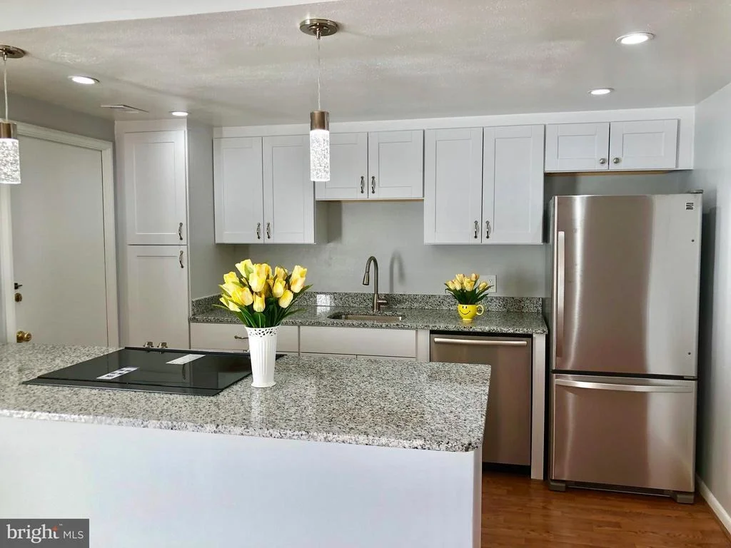 Photo of Unit 191A at 3221 LUDHAM DRIVE