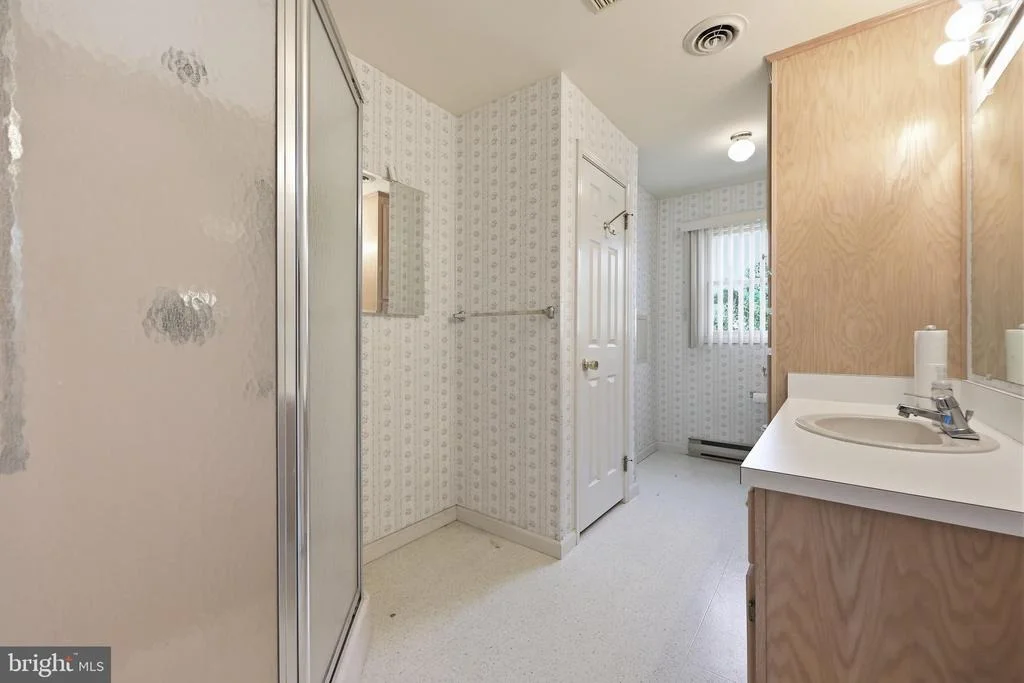 Photo of 206 SUNHIGH DRIVE