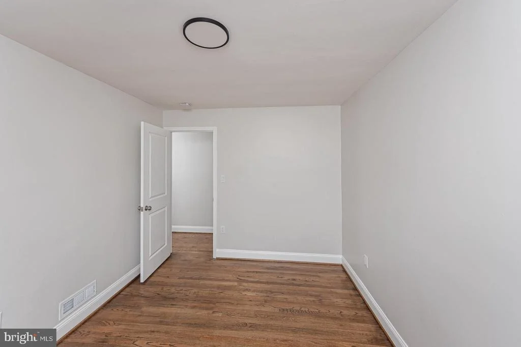 Photo of 536 BROOK ROAD
