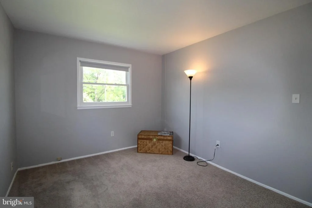 Photo of 10311 LOMOND DRIVE