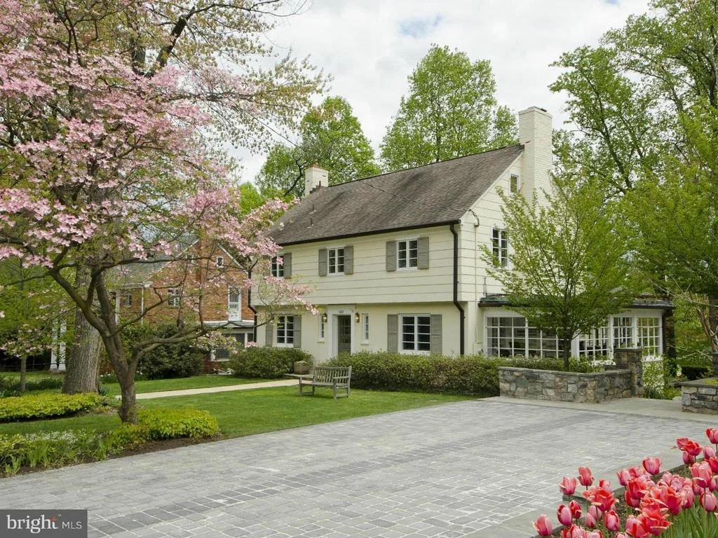 Photo of 4320 LORCOM LANE