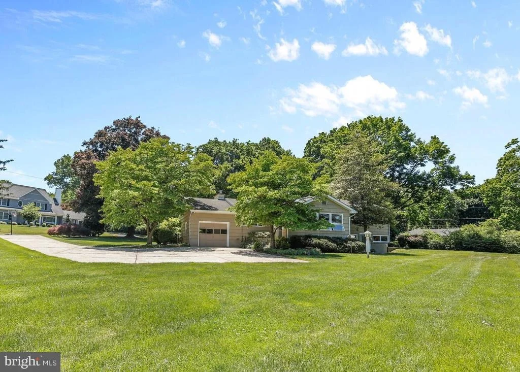 Photo of 87 HILLSIDE DRIVE