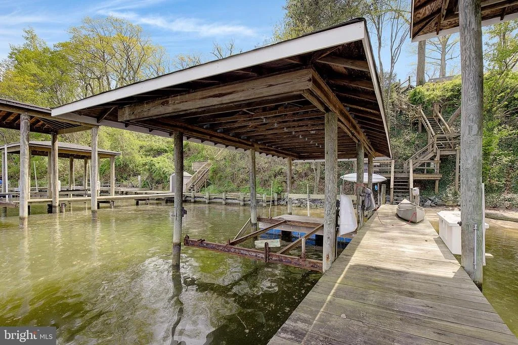 Photo of 1164 OAK VIEW DRIVE