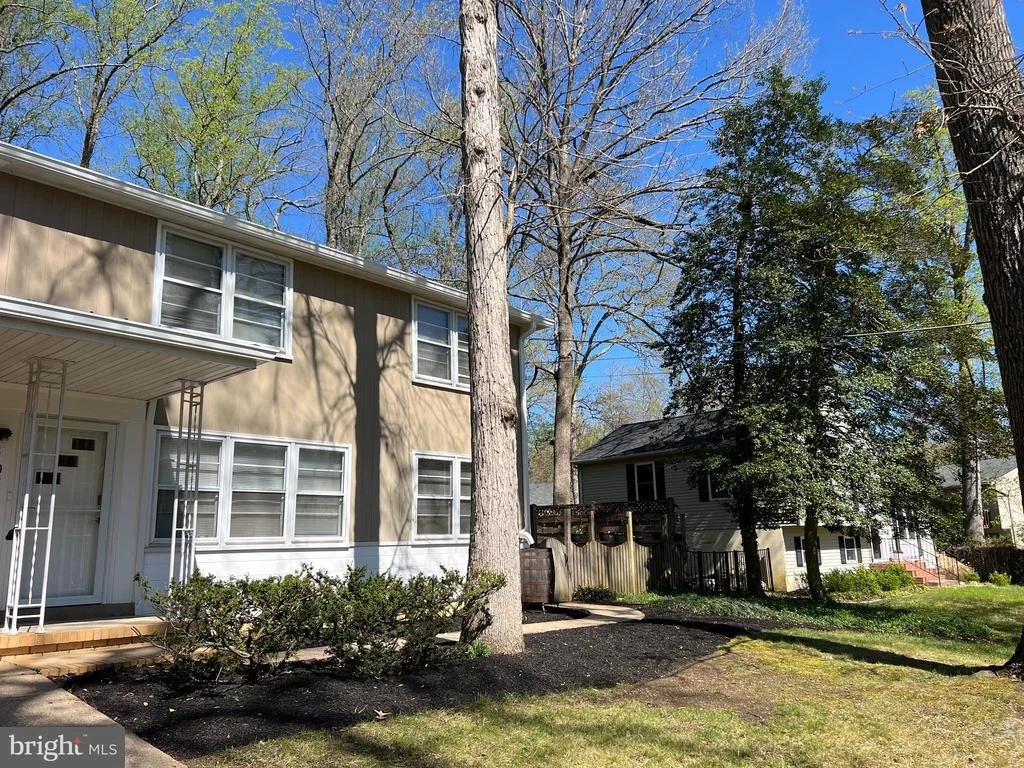 Photo of 102 OAK DRIVE