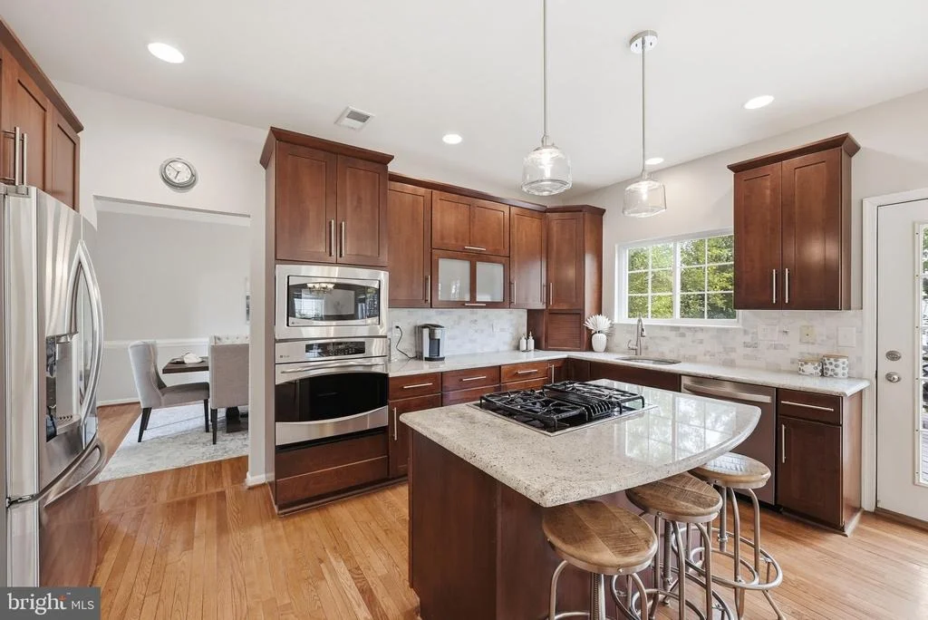 Photo of 44028 TAVERN DRIVE