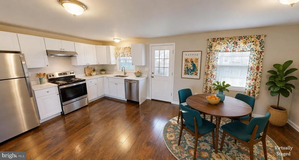 Photo of 5014 NICHOLAS ROAD