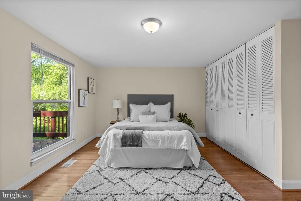 Photo of 8807 DRYSTRAW DRIVE