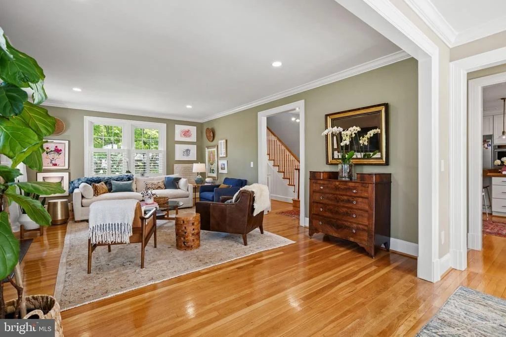 Photo of 4616 CHEVY CHASE BOULEVARD