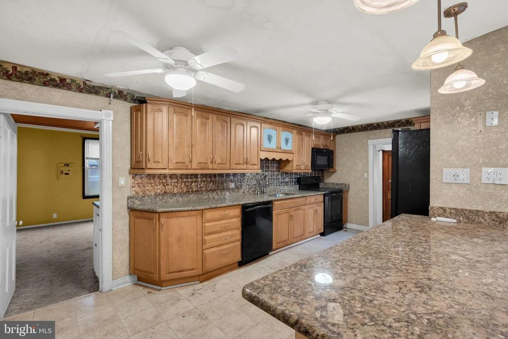 Photo of 104 MAPLE STREET