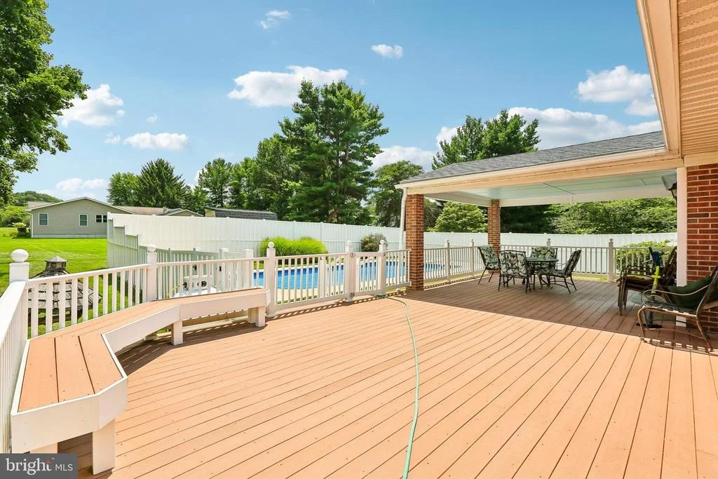 Photo of 2215 CHEROKEE DRIVE