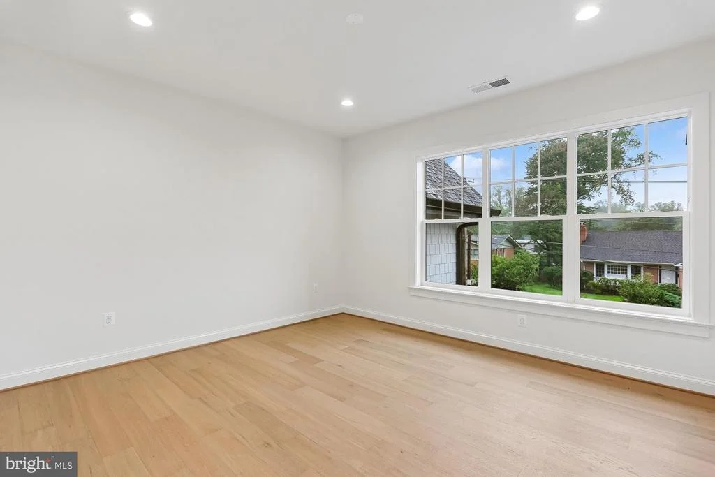 Photo of 6217 PLAINVIEW ROAD