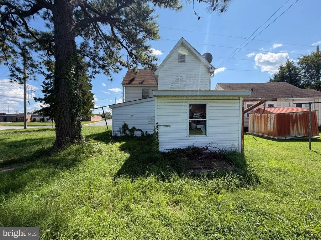 Photo of 201 BOUNDARY AVENUE
