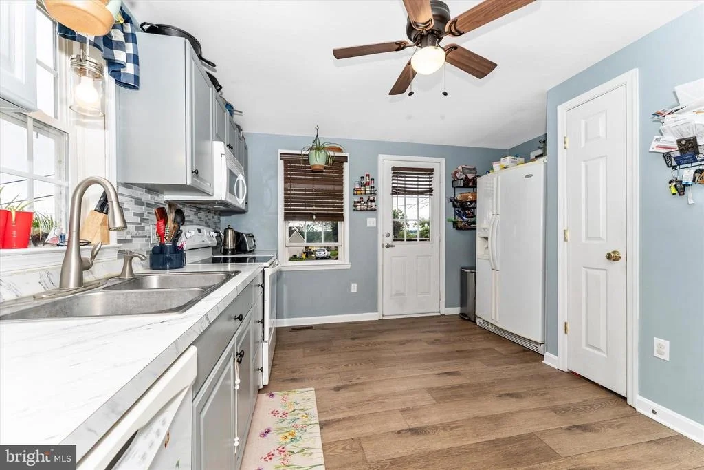 Photo of 2175 TREVANION ROAD
