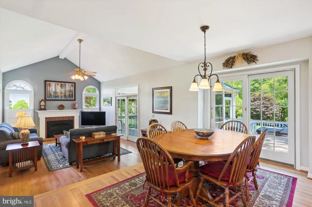 Photo of 18521 AZALEA DRIVE