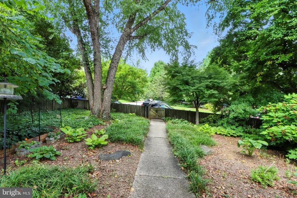 Photo of 5721 RIDGEDALE ROAD