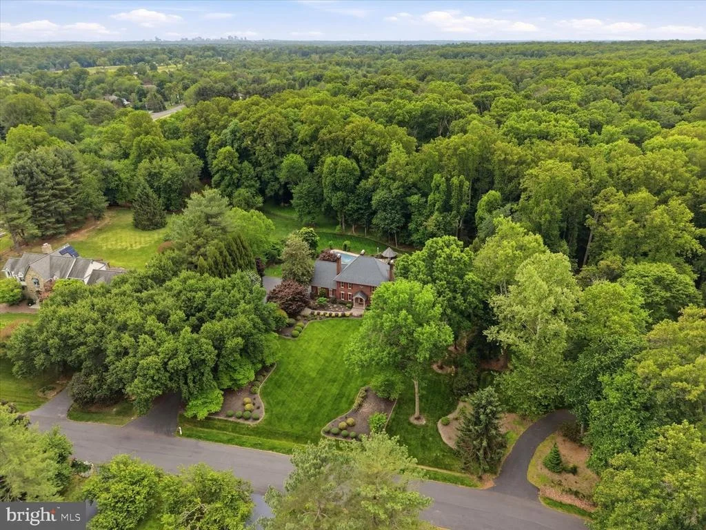 Photo of 10105 WALKER LAKE DRIVE