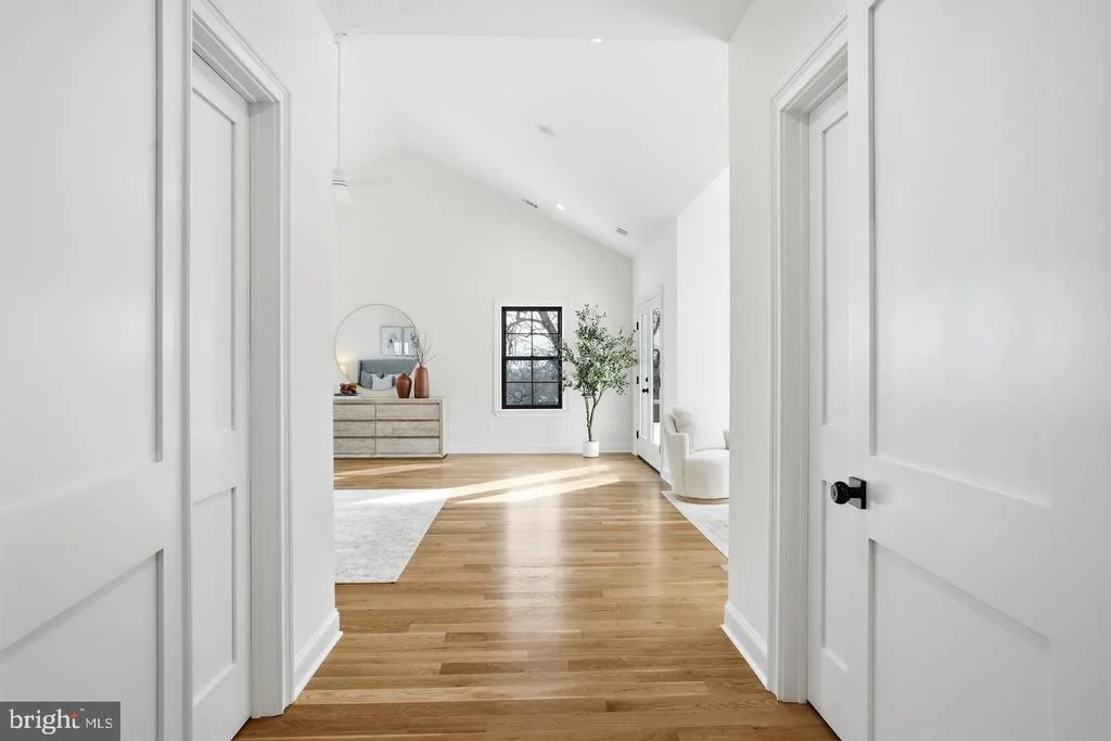 Photo of 6512 WILLIAMSBURG BOULEVARD