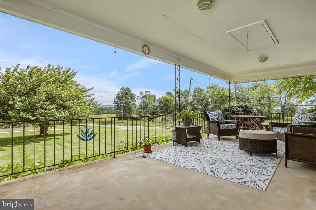 Photo of 2242 JEFFERSON PIKE