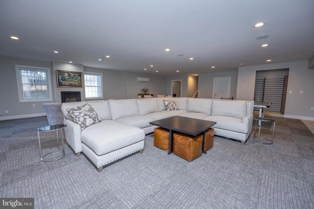 Photo of 1001 SUTTER LANE