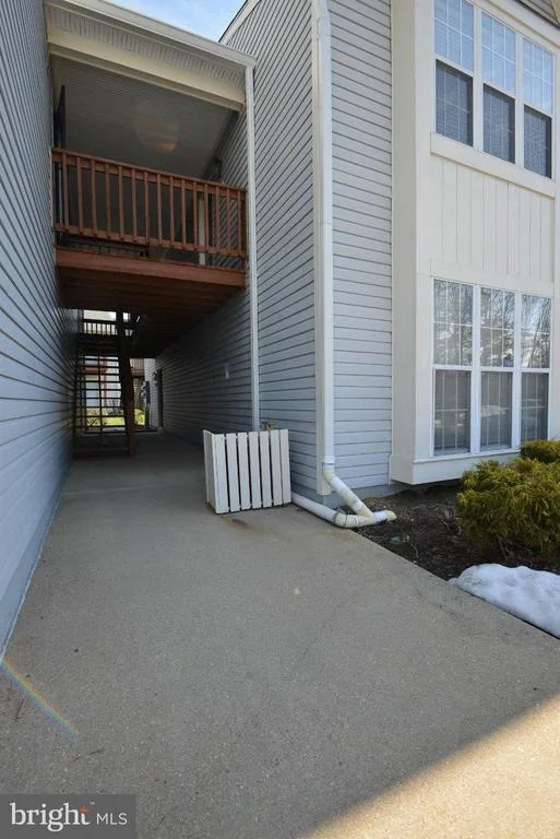 Photo of Unit D at 7811 HARROWGATE 8 CIRCLE