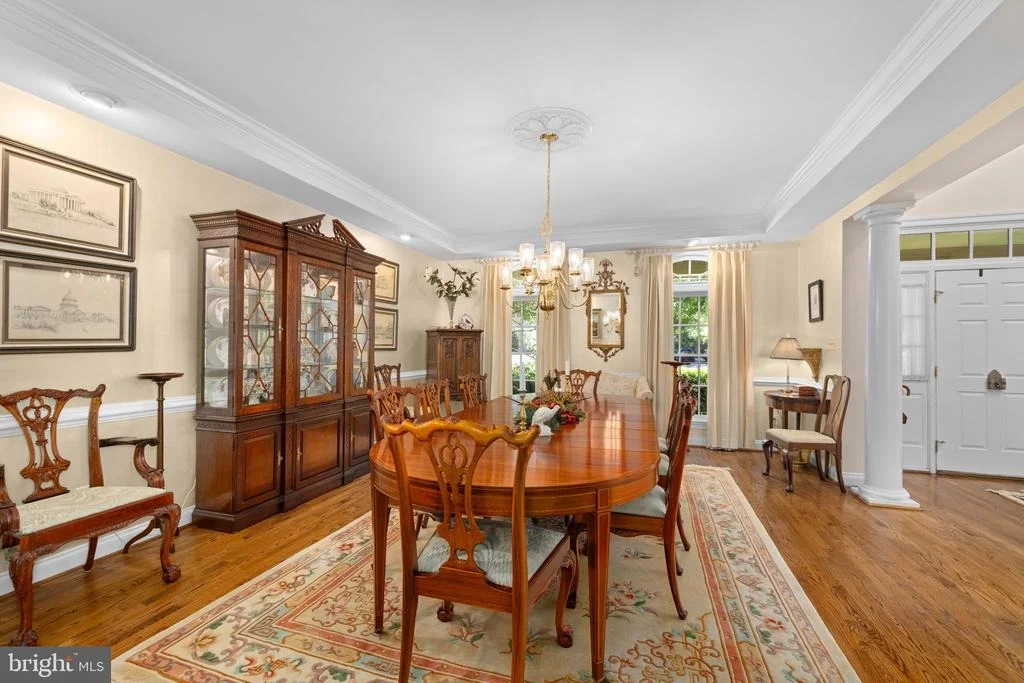 Photo of 897 CHINQUAPIN ROAD